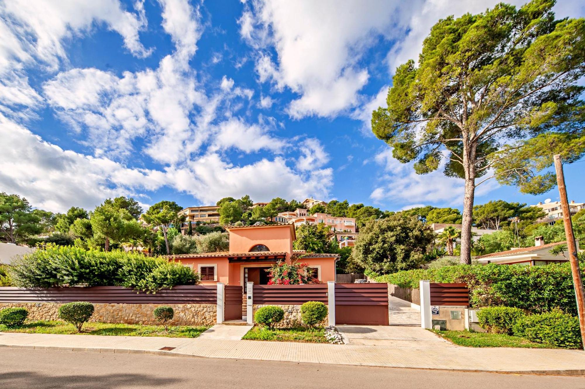 Beach Villa Margot By Sealand Villas Port de Pollença Exterior foto